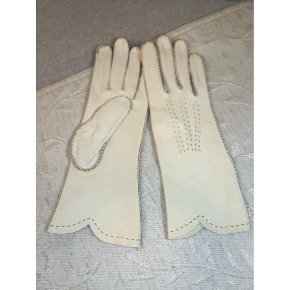 Vintage Schrank Loungerie Sleeping Gloves NWT‎ Mid-Century Boudoir Beauty Sz 6